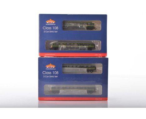Bachmann boxed 00 Gauge BR green 3-Car and 2-Car Class DMU Train Packs (2), 32-911A 3-Car set (sealed) and 32-906 2-Car Set, 