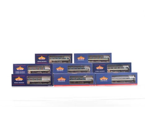 Bachmann boxed 00 Gauge BR blue/grey Mk1 Pullman Cars (8), 39-281 and 281A Kitchen First Class, 39-291 and 291A Parlour First