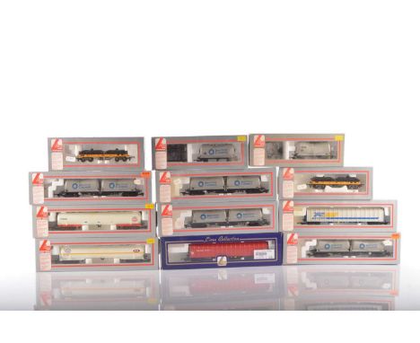 Lima 00 Gauge Boxed 305615 Blue Circle Cement bogie Tank wagons and other wagons (12), 305615A3 Blue Circle twin tank bogie w