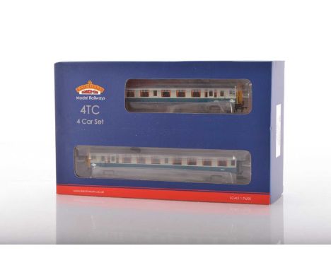 Bachmann for Kernow MRC boxed 00 Gauge 32-641Z BR blue and grey Class 491 (4TC) 4-Car EMU Unit 404 21DCC, comprising Driving 