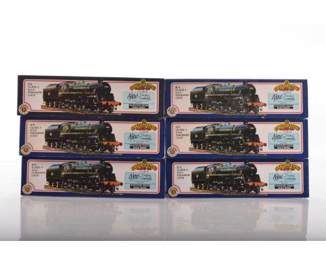 Six Bachmann boxed 00 Gauge BR Standard Class 4MT 4-6-0 Locomotives and Tenders (6), 31-100 black 75014, 31-101 green 75023, 