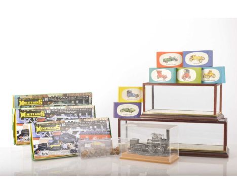 Three Minitrains HOn30 Narrow Gauge Train Sets, small Display Cases Bachmann Locomotion Display Model and Replicars mini Kit 