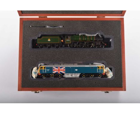 Bachmann boxed 00 Gauge 25-2015 25th Anniversary Ltd Ed Set,   comprising BR green Class 5P Jubilee Class 45552 Locomotive an