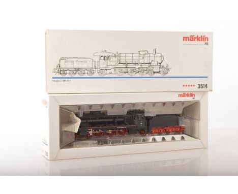 A later Marklin "White-box" series HO Gauge 3-rail DR Pacific Locomotive and Tender,  ref 3514, in standard livery as class '