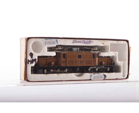 Bemo HOe/HOm Swiss Rhatischebahn Electric Krokodil Locomotive, boxed 1255 121, Ge 6/6 Krokodil 411 in tan Rhatische Bahn live