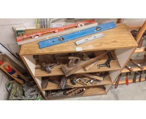4 shelves of good vintage wood tools