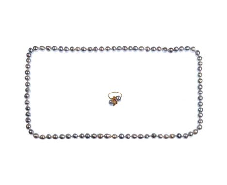 18k Yellow Gold and Blue Gray Cultured Pearl Jewelry  (2) items including a ring having (2) irregularly shaped pearls adorned