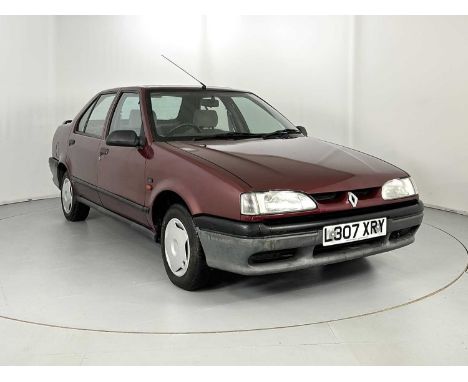 Registration: L307XRY  VIN: VF1L53A0510257174  Mileage Showing: 26,000  Transmission: Manual  MOT: NoFirst registered August 