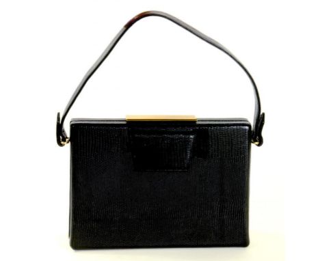 VINTAGE FASHION ACCESSORIES.  AN ELIZABETH ARDEN LADY'S HANDBAG, 23CM W, CIRCA 1945 (CONDITION AS NEW)