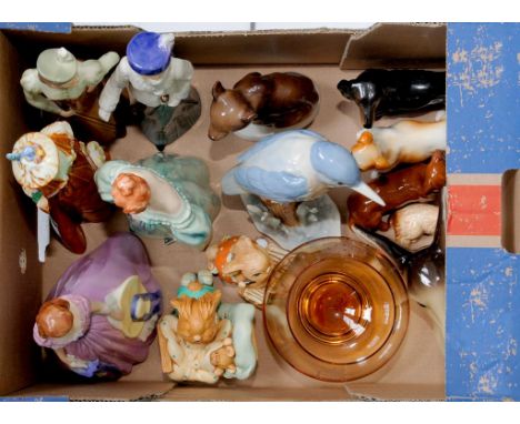 A QUANTITY OF GOEBEL, BESWICK, PENDELFIN AND OTHER FIGURES AND ANIMALS, ETC