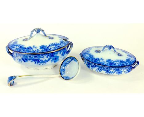 A ROYAL DOULTON FLOW BLUE EARTHENWARE MELROSE PATTERN SOUP TUREEN, COVER AND LADLE AND A VEGETABLE DISH AND COVER EN SUITE, E