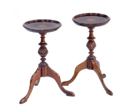 A PAIR OF 18TH CENTURY STYLE INLAID MAHOGANY MINIATURE TRIPOD TABLES, 42CM H
