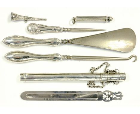 A SILVER HANDLED SHOE HORN AND BUTTON HOOK, A SILVER THERMOMETER CASE, A SILVER PENCIL, TWO OTHER ITEMS AND A LATER SILVER PA