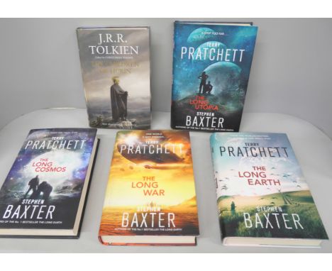 Four First Edition hardback books by Terry Pratchett and Stephen Baxter and one by J.R.R. Tolkien, The Children of Hùrin, 200