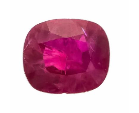 Rubin 1,5 ct, red, cushion/brilliant/step cut, Mozambique, transparent, sehr wenig innere Merkmale, 7,45 x 6,51 x 3,55 mm, mi