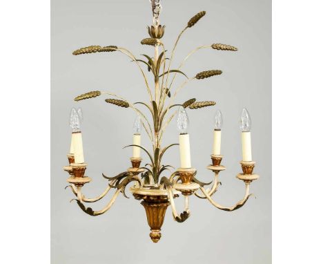Deckenlampe, 19./20. Jh., Eisen und Holz, weiß und Gold staffiert. Konsole mit 6 gebogten Leuchterarmen, stellenweise von Bla