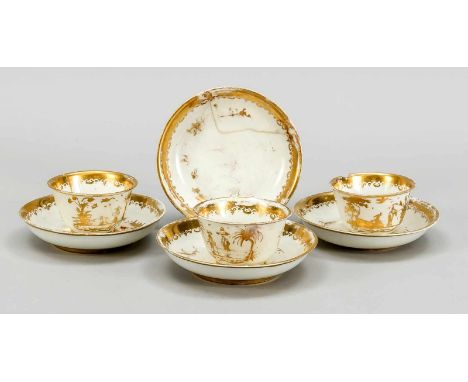 Drei Koppchen mit 4 UT, Meissen um 1723, Böttgerporzellan mit Augsburger Vergoldung, der Dekor Werkstatt Abraham und Bartholo