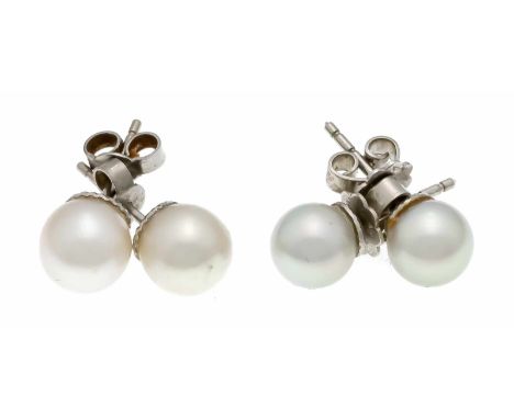 2 Paar Akoya-Ohrstecker WG 585/000 mit 2 weißen und 2 hellgrauen Akoyaperlen 8 und 7,5 mm, 4,4 g2 pairs of Akoya ear studs WG