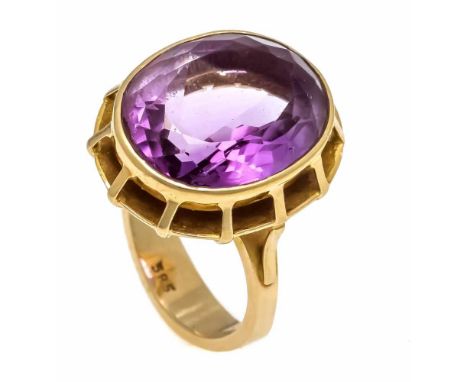 Amethyst-Ring GG 585/000 mit einem oval fac. Amethyst 17 x 14,2 mm, RG 54, 9,0 gAmethyst ring GG 585/000 with an oval faced a