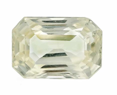 Gelber Saphir 3,58 ct, sehr helles Gelb, Smaragdschliff, 9,7 x 6,7 x 5,2 mmYellow sapphire 3.58 ct, very light yellow, emeral