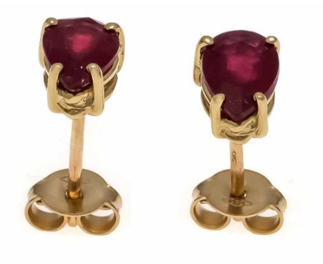 Rubin-Ohrstecker GG 585/000 mit 2 tropfenförmig fac. Rubinen, zus. 1,76 ct, 7 x 5 mm, 1,4 gRuby ear studs GG 585/000 with 2 t