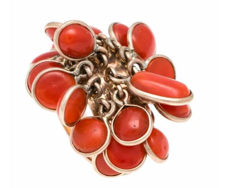 Korallen-Ring RG 585/000 ungest., geprüft, mit Korallen-Cabochons 10 - 6 mm, RG 55, 9,8 gCoral ring size 585/000 unstamped, t