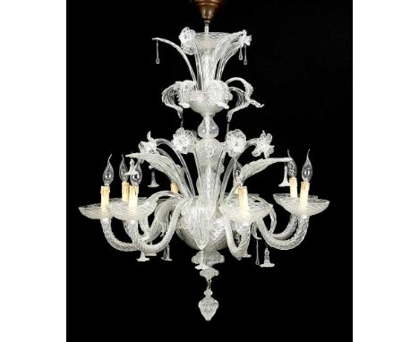 Große Murano Deckenlampe, Italien, 20. Jh. Im Zentrum ein großer, balustrierter Schaft mit einer kleineren (oben) und einer g