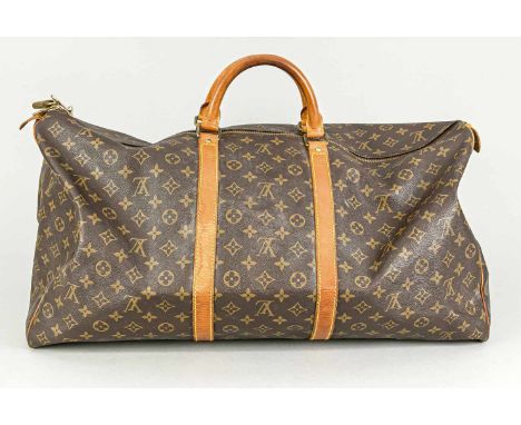 Vintage Louis Vuitton Weekender Monogram Canvas. Mit Reißverschluss und Tragebügeln aus hellem Leder. Tragespuren, ca. 60 x 5