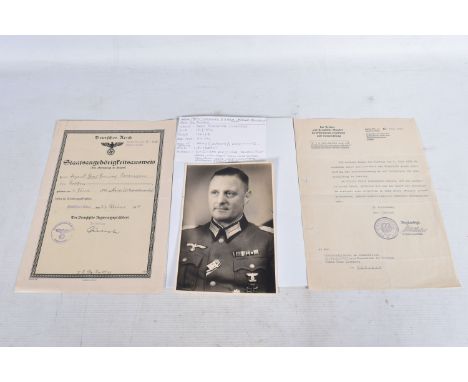 VARIOUS DOCUMENTS FOR HANS FRIEDRICH LARENZEN, who served in the army infantry WWI and WWII,  to include a large photo, Natio