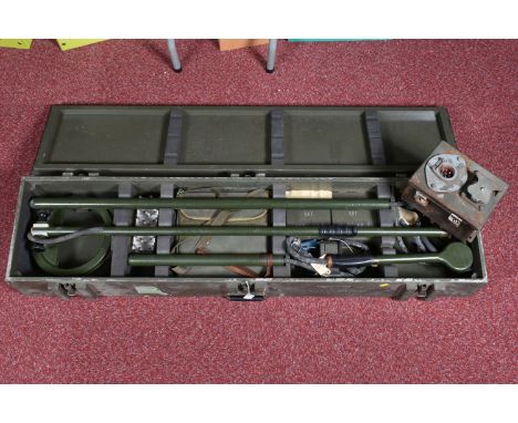 A FULLY CASED ORIGINAL BRITISH MINE DETECTOR WITH BATTERY PACK ETC, all complete named on case Detecting Set Metal cased I.A4