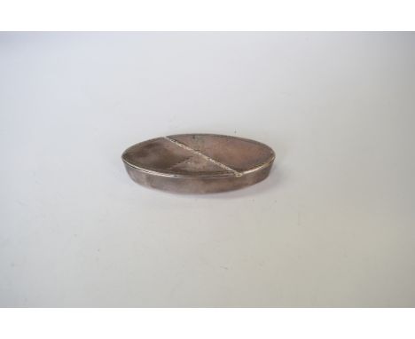 An antique unmarked oval snuff box having two hinged lids, 10cm. Condition Report: unmarked, engraved crest and initials, den