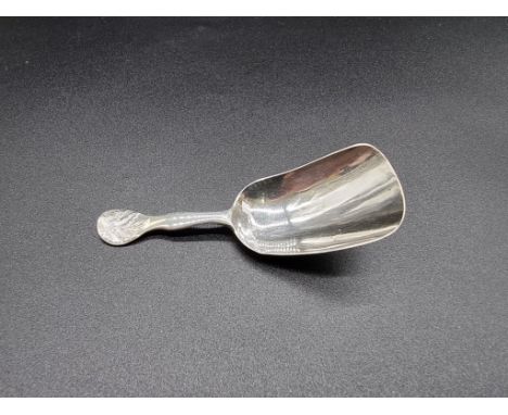 A Victorian silver caddy spoon, having leaf decorated terminal, by Henry Ellis, Exeter 1849, 9cm, 11g. 