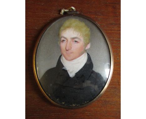 19th century miniature portrait of a gentleman H 7 cm