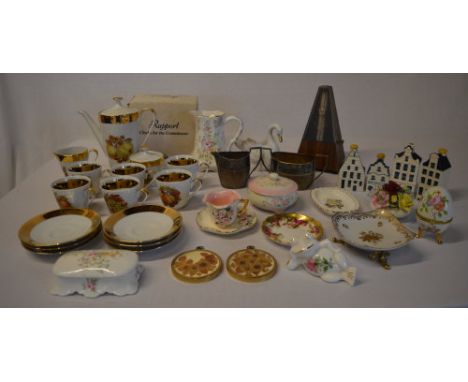 Various ceramics, metronome, part coffee service etc