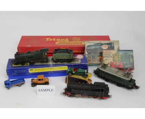 Railway Marklin 0 gauge 2-8-2 locomotive, 86-197 locomotive, various boxed Marklin carriages, wagons and rolling stock, unbox