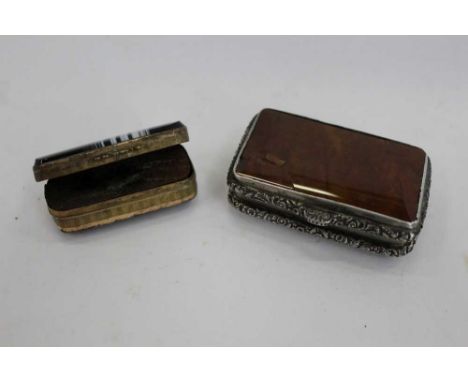 Georgian Moss Agate Snuff box with silver plated mounts together with a brass and Agate match holder (2)