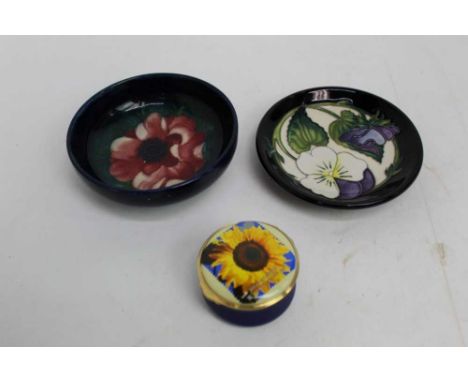 Moorcroft pottery bowl, 12cm diameter, similar pin dish and an Ashley Cooper enamel box