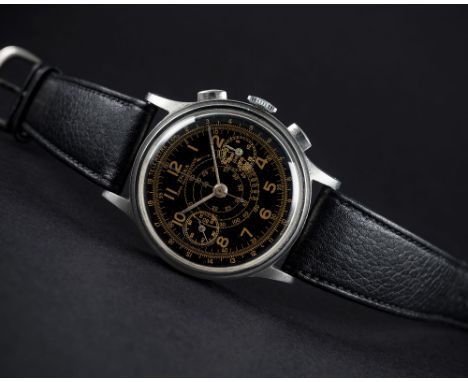 A RARE GENTLEMAN'S LARGE SIZE STAINLESS STEEL DOXA CHRONOGRAPH WRIST WATCH CIRCA 1940s, WITH GLOSS BLACK GILT DIAL & "STEPPED