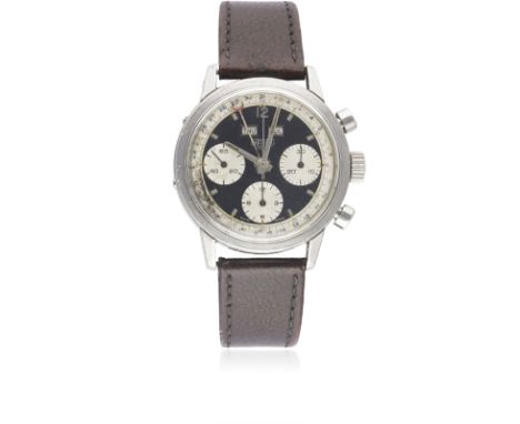 A GENTLEMAN'S STAINLESS STEEL HEUER TRIPLE CALENDAR CHRONOGRAPH WRIST WATCH CIRCA 1960s, REF. 2547NS WITH "REVERSE PANDA" DIA