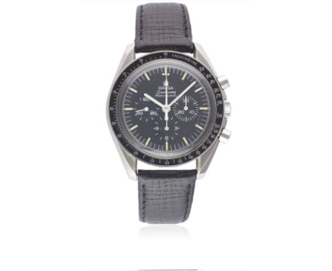 A GENTLEMAN'S STAINLESS STEEL OMEGA SPEEDMASTER PROFESSIONAL CHRONOGRAPH WRIST WATCH DATED 1988, REF. ST 145022 WITH ORIGINAL