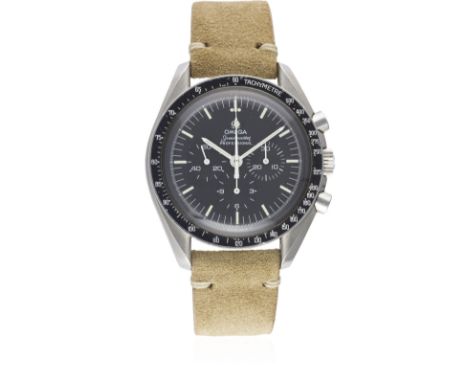 A GENTLEMAN'S STAINLESS STEEL OMEGA SPEEDMASTER PROFESSIONAL CHRONOGRAPH WRIST WATCH CIRCA 1982, REF. ST 145022Movement: 17J,