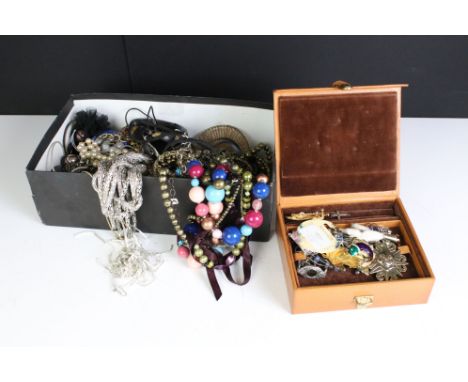 Two Boxes of Costume Jewellery plus small leather jewellery box to include some silver, brooches, glass necklaces, etc 