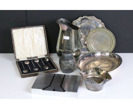 A small collection of silver and silver plated items to include a cased set of hallmarked sterling silver coffee bean spoons.