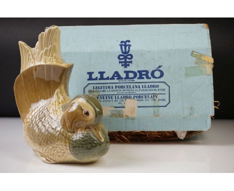 Boxed Lladro Mandarin Duck 'Pato Mandarin' porcelain figure, model no. 695, measures approx 21cm high (tatty box) 