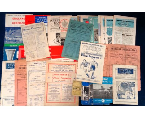 Football programmes, a collection of 40+ programmes. 1940/1960's inc. Manchester City v Glasgow Rangers, 46/47 Fr., Bradford 