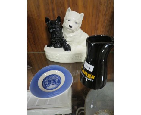 A VINTAGE BLACK &amp; WHITE WHISKY CERAMIC BOTTLE DISPLAY STAND TOGETHER WITH A LANGS WATER JUG AND A CARLSBERG DISH 