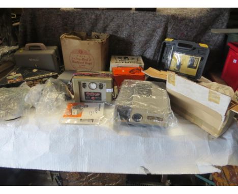 A SELECTION OF ELECTRICALS TO INCLUDE BOXED TOOLS 