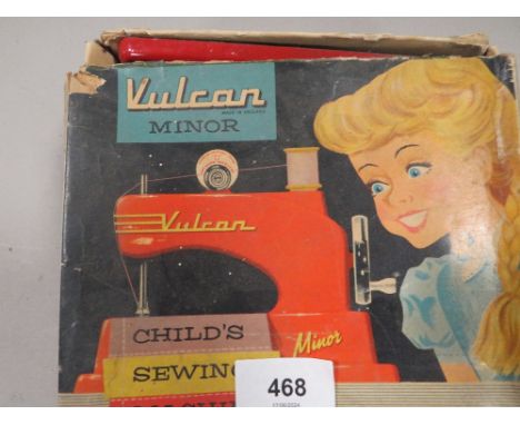 A VINTAGE BOXED VULCAN MINOR CHILDS SEWING MACHINE IN ORIGINAL BOX 