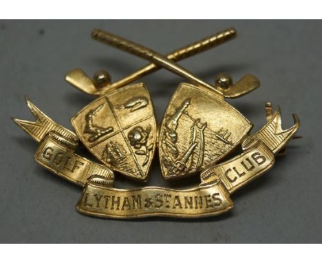 A 15ct gold 'Lytham & St Annes' golf club brooch, 5.2g, [a/f]. Condition Report: No damage seen.  Marks on back - OJ & BP.  N