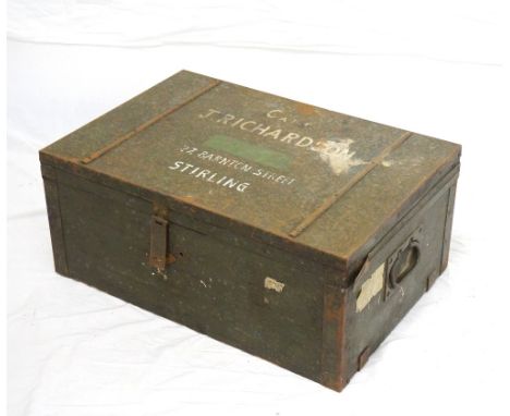 WWII BRITISH OFFICER'S MILITARY TRAVEL TRUNK
the hinged lid of the metal bound pine trunk marked 'Capt.J.Richardson 27 Barnto